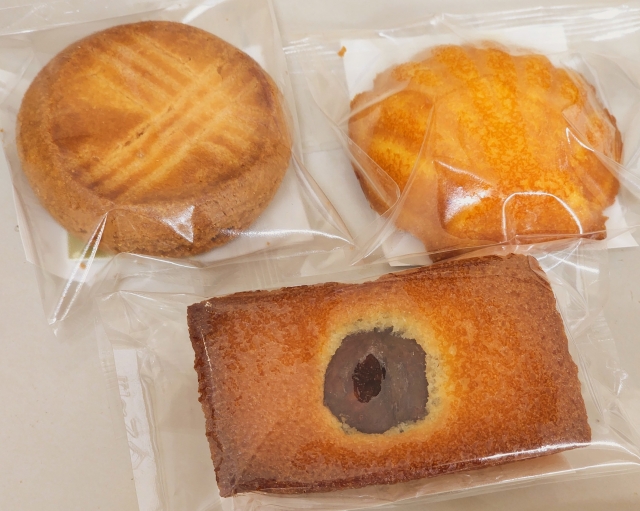 焼き菓子の写真（夏のお供え物）