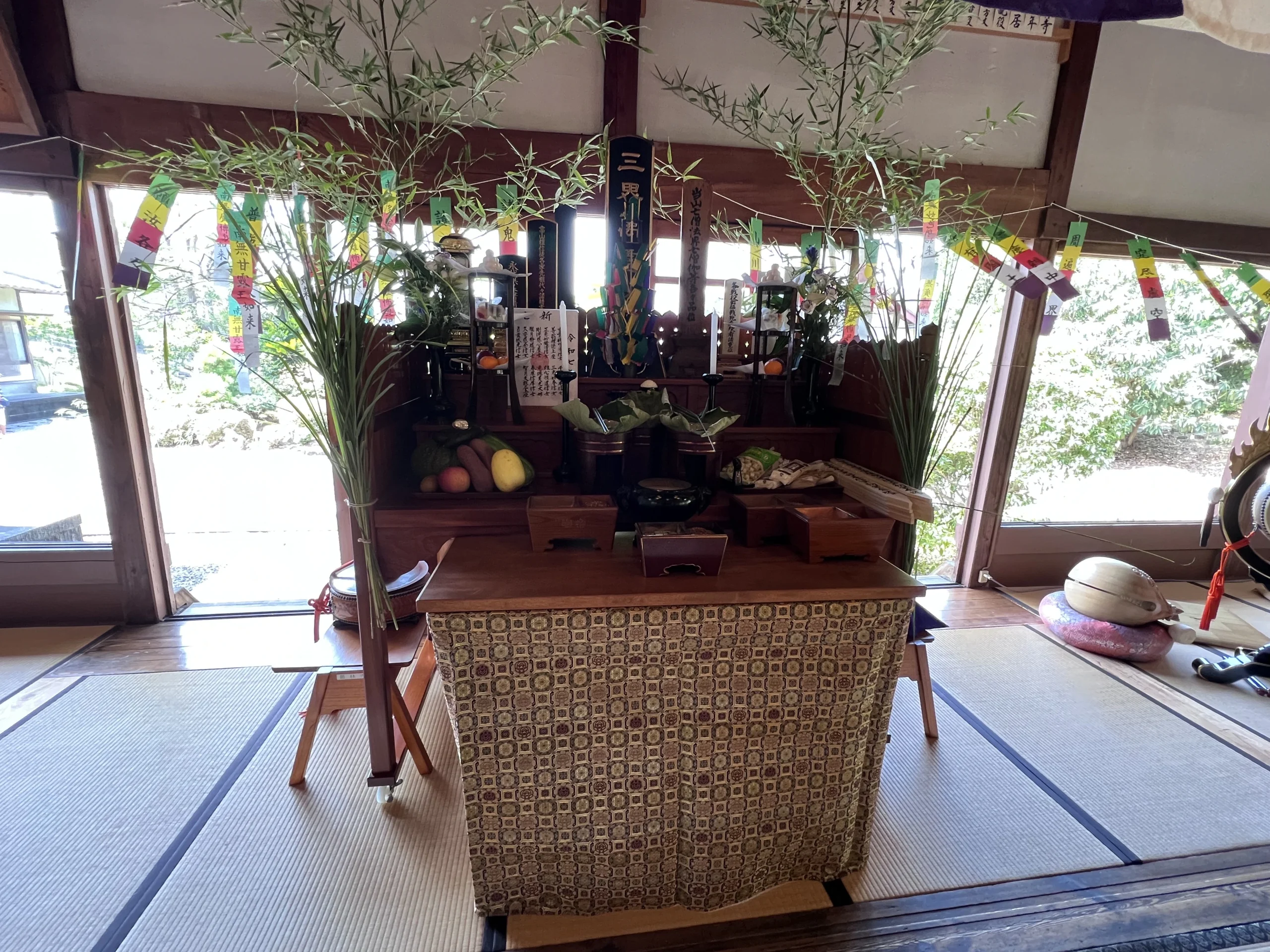 施食会 供物の様子